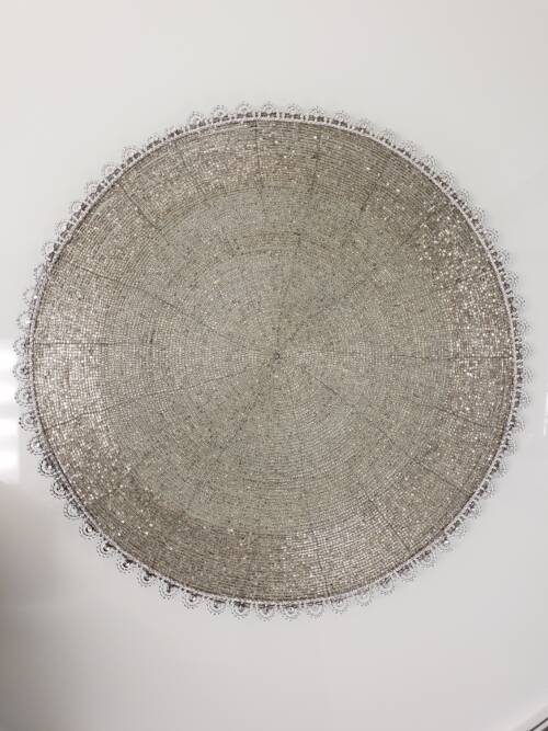 glass-wire-beaded-charger-plate